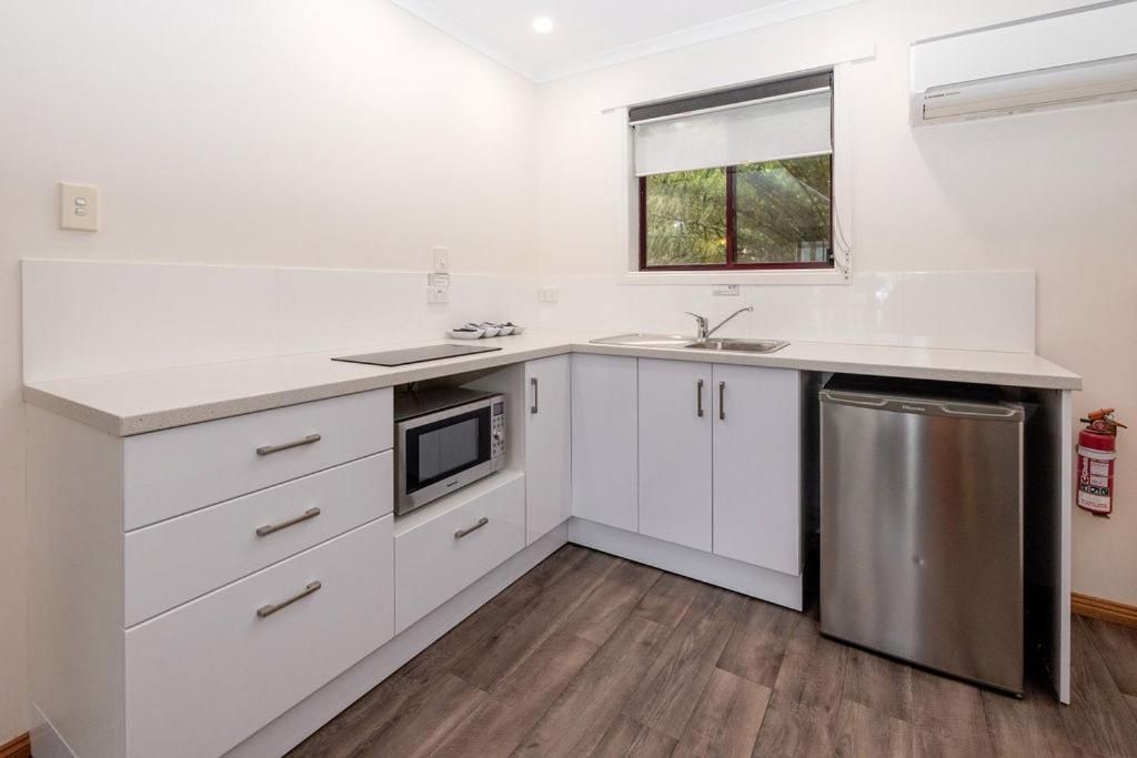 Kitty'S Cottages - Managed By Big4 Strahan Holiday Retreat 외부 사진