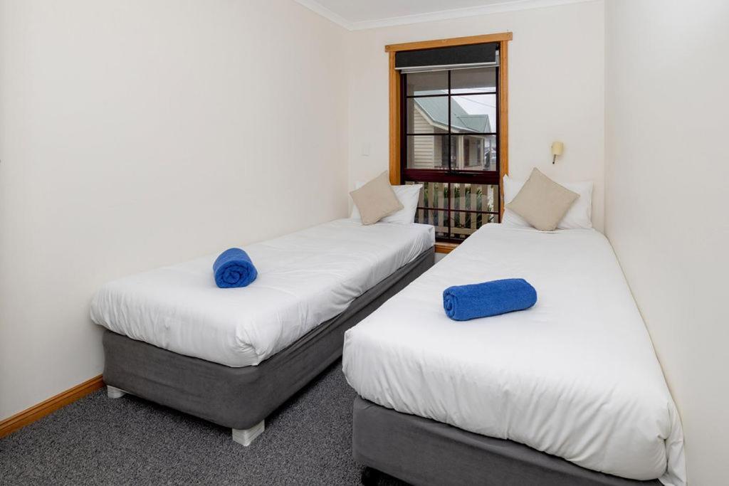 Kitty'S Cottages - Managed By Big4 Strahan Holiday Retreat 외부 사진